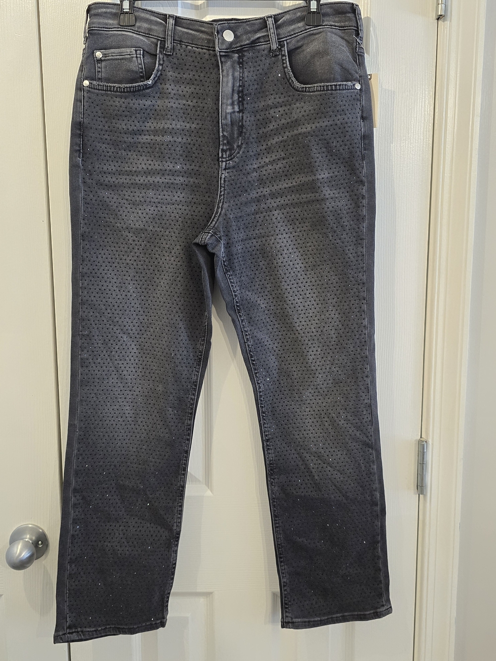 NWT Pilcro Studded Charcoal Washed Straight-Leg Jeans - 31
